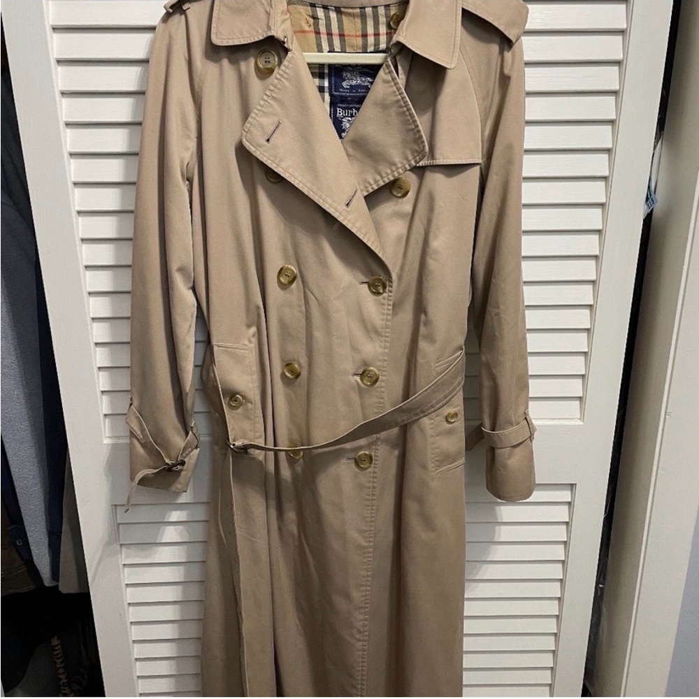 Burberry classic Beige and Red Plaid Fabric